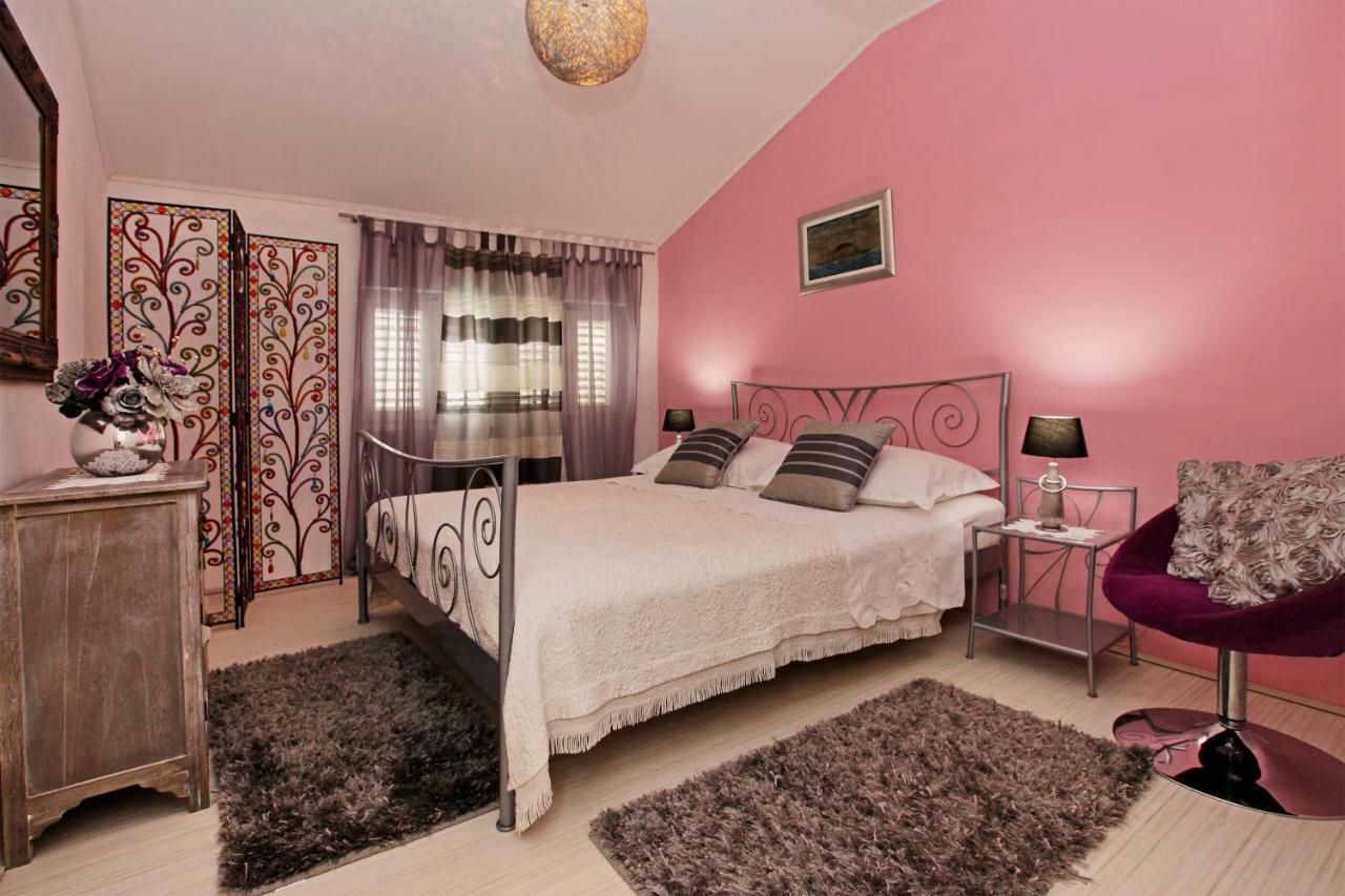 Apartment Ambroz Вела-Лука Экстерьер фото