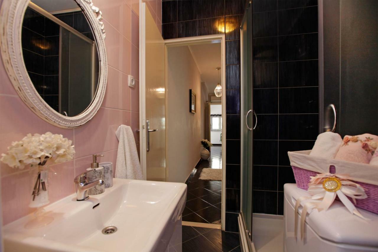 Apartment Ambroz Вела-Лука Экстерьер фото
